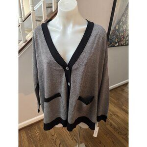 NWT Billie The Label Two Tone Cardigan Sweater Grey Black Size Small